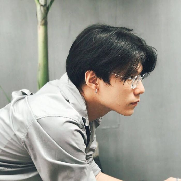 Chị: Trân